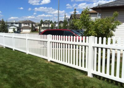 DLR vinyl fence picket fence