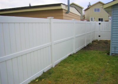 DLR vinyl fence semi private fence