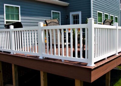 DLR vinyl railing and vinyl deck