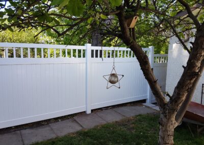 DLR VInyl Fence